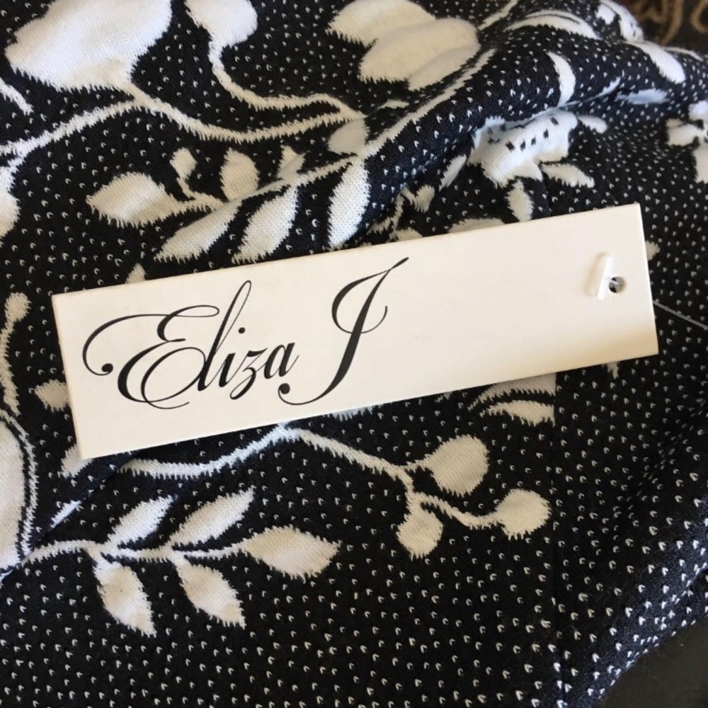Eliza J Patterned Dress - Picture 2 of 4